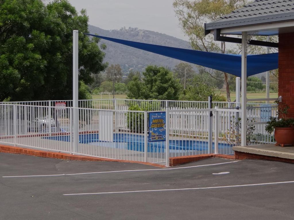 Roydons Motor Inn Tamworth Exterior foto